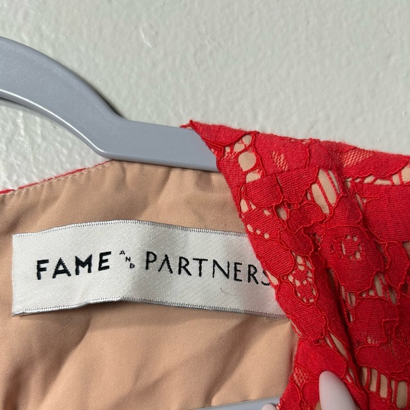 Fame & Partners Womens Red Lace Bell Sleeve Jewel Neck Tea Length Dress - Picture 4 of 6